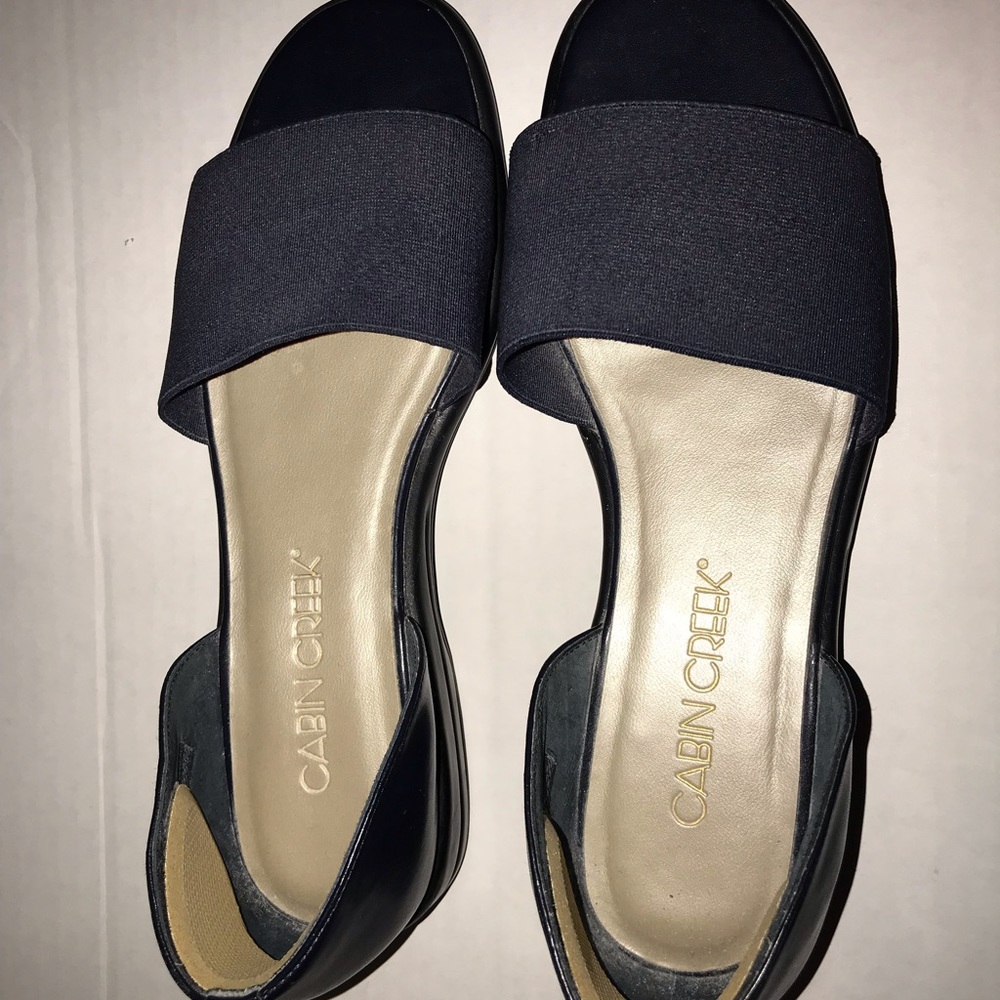 Navy Size 7 Cabin Creek Sandals